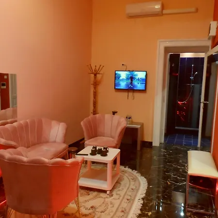 Διαμέρισμα Room2-airb Next To Main Street Crowded *